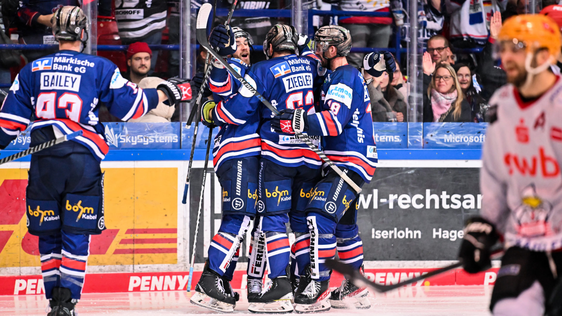 denkw-rdiges-5-4-gegen-bremerhaven-iserlohn-roosters