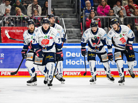 PENNY DEL Photo-Sharing